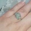 Ez a gyűrű visselhető a gyűrűsujjon 