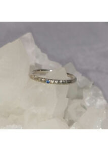 PURE ezüst gyűrű, kék zafírral