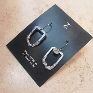 DUALITY SS23 - Kis fülbevaló 1.