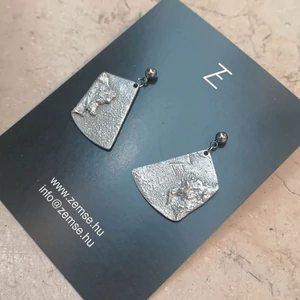 DUALITY SS23 - Kis fülbevaló 2.