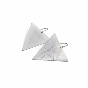GEOMETRY SS25 - Háromszög fülbevaló