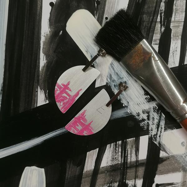 ABSTRACT AW22/23 - Félkör fülbevaló, rózsaszín